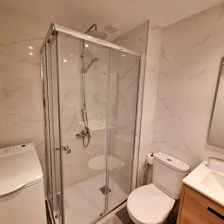 Apartment Apartment, Sea View, 200m From The Beach, Close To Town