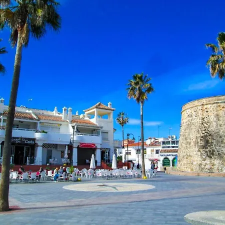 Apartment, Sea View, 200m From The Beach, Close To Town Apartment