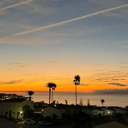 Apartment, Sea View, 200m From The Beach, Close To Town Apartment
