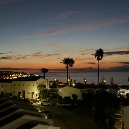 Apartment Apartment, Sea View, 200m From The Beach, Close To Town